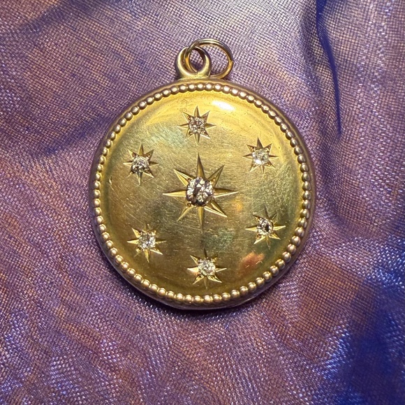 7 Diamond Star Locket, 10k Gold, Circa 1890s **SALE** - Picture 1 of 5